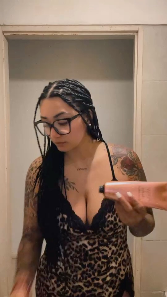 Becky in an authorized CamCrush video preview
